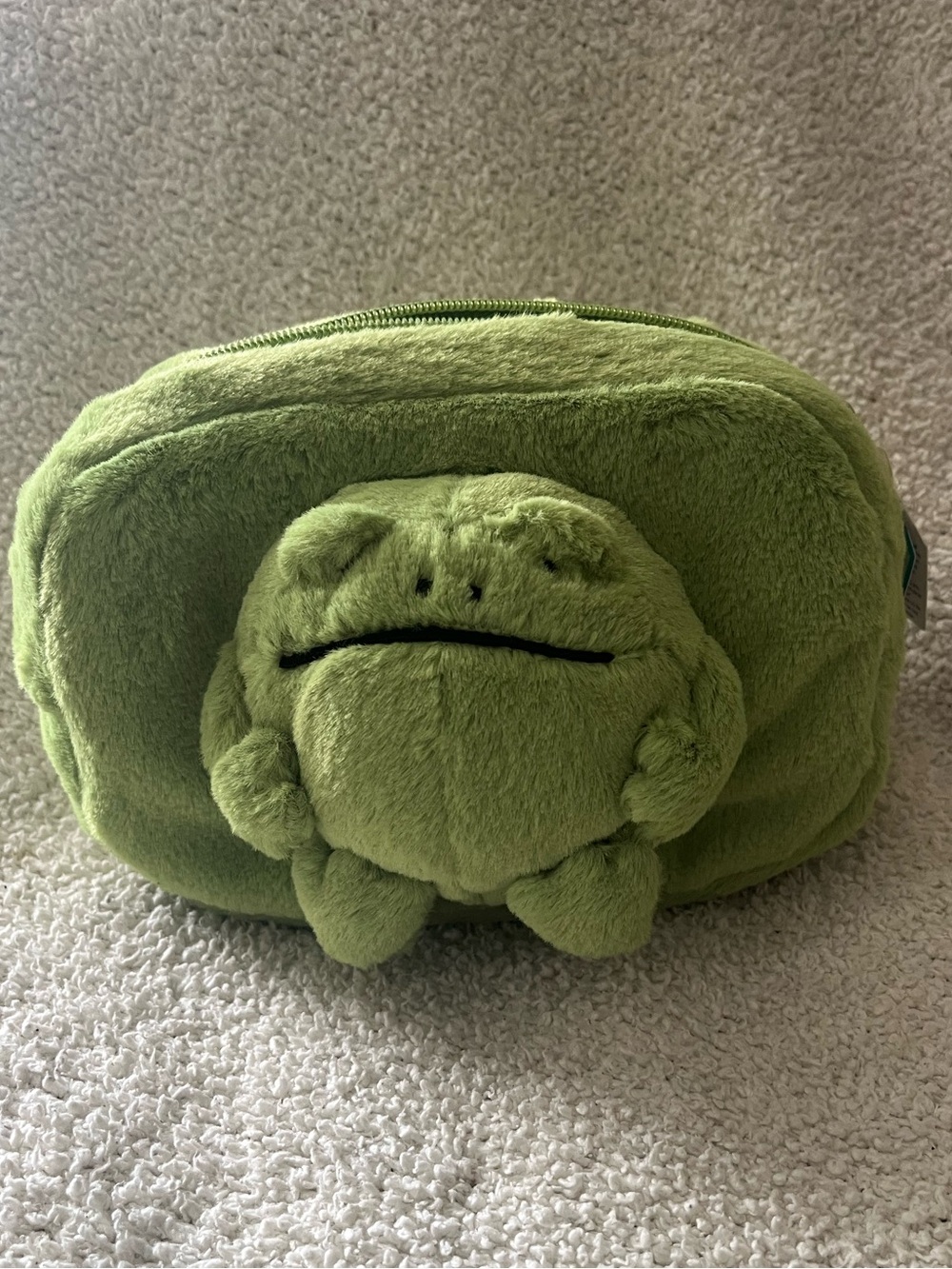 Jellycat Ricky Rain Frog Pouch - Picture 2 of 10
